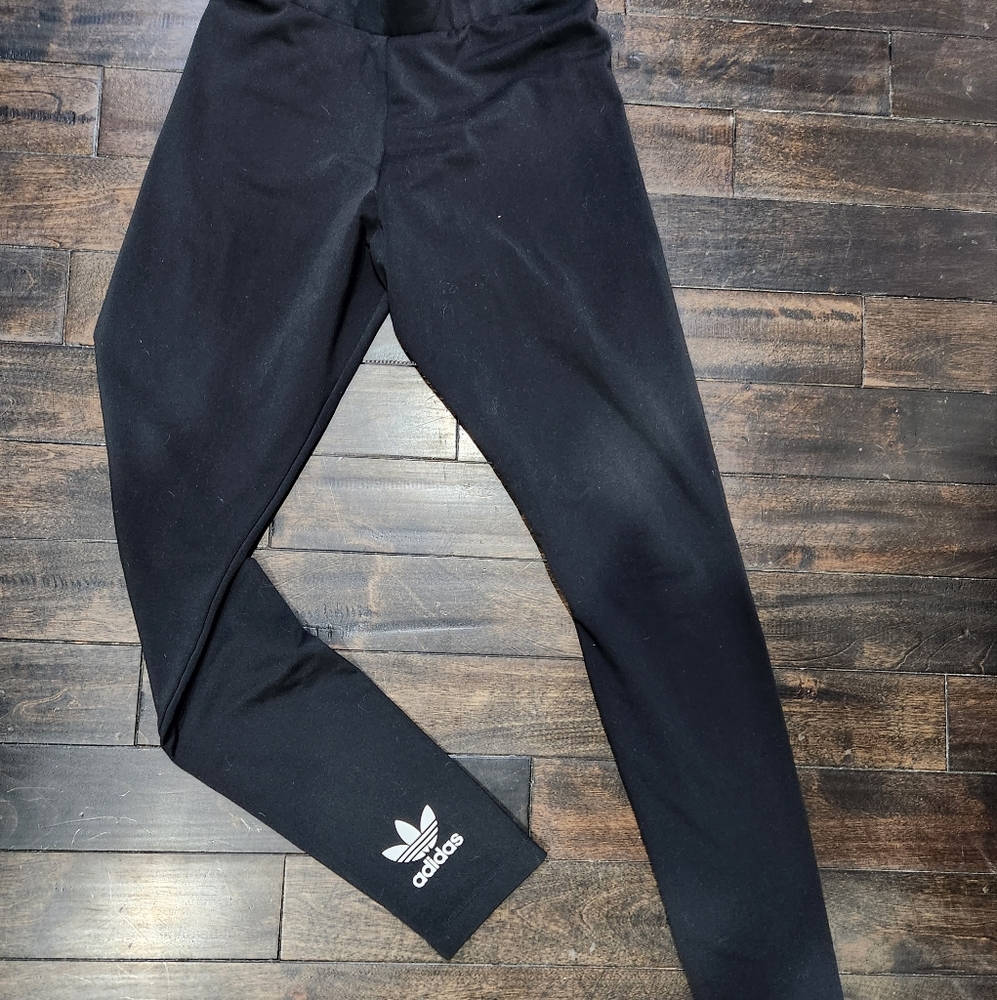 Black Adidas woman Leggings